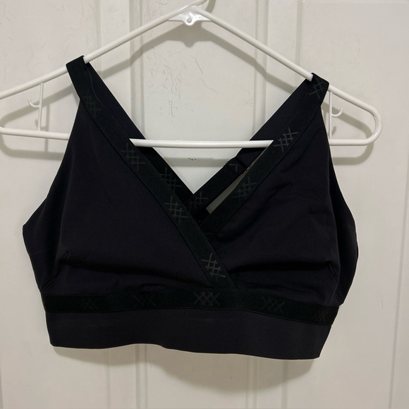 Rhone Black Women's Sports Bra Crisscross Strap XL - Picture 2 of 7